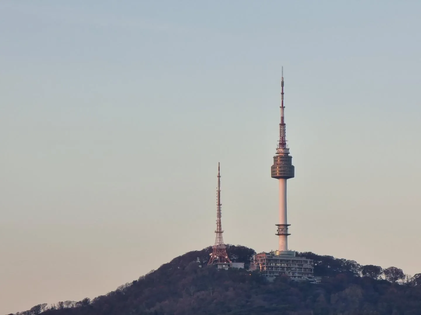Picture by a friend of the N. Seoul Tower