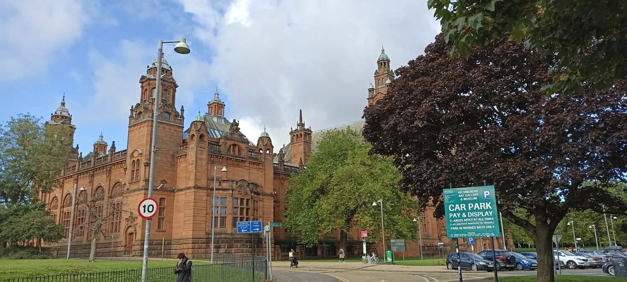 Picture of the Kelvingrove Art Gallery and Museum