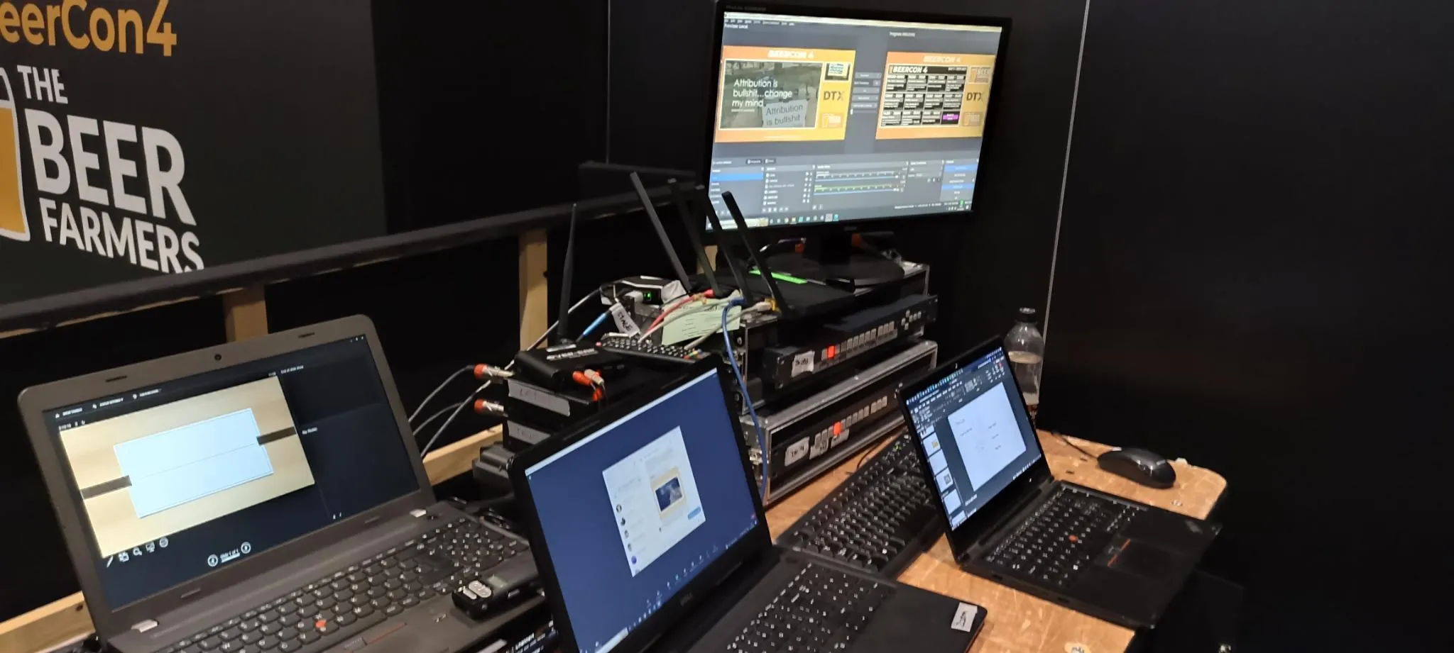 Picture of the audiovisual setup