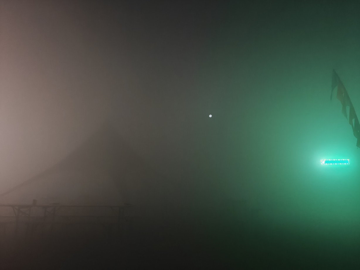 night-time picture of fog