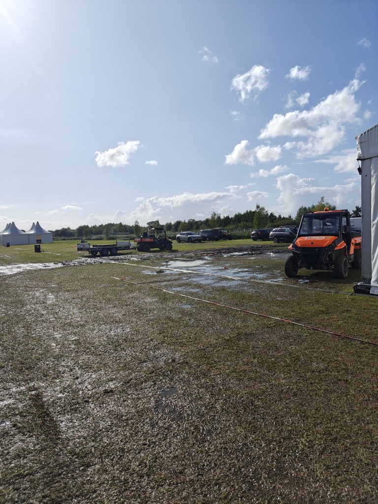 a picture of a wet plain